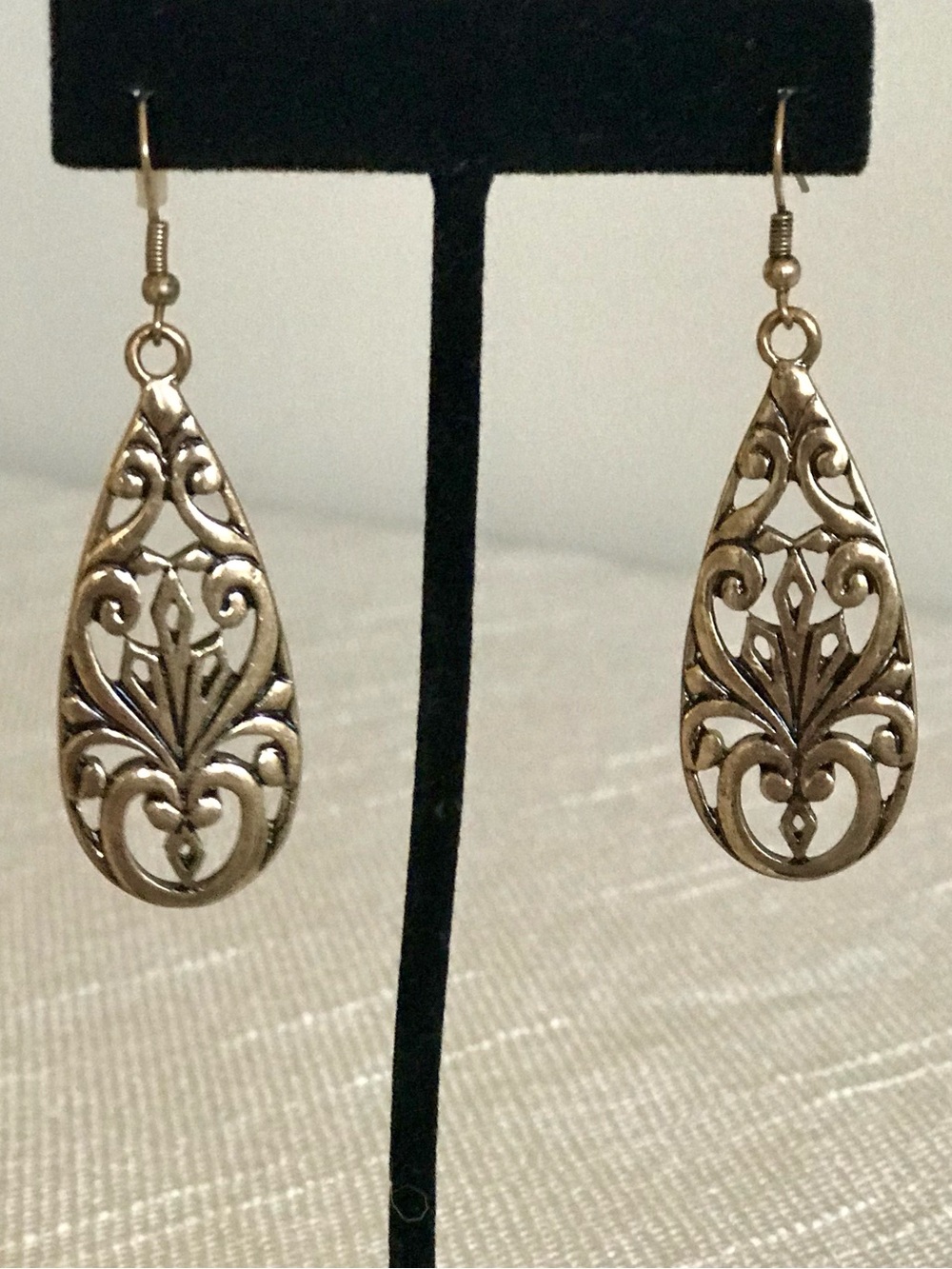 Boutique Item-Filigree Teardrop Dangle Earrings - Gold Tone
